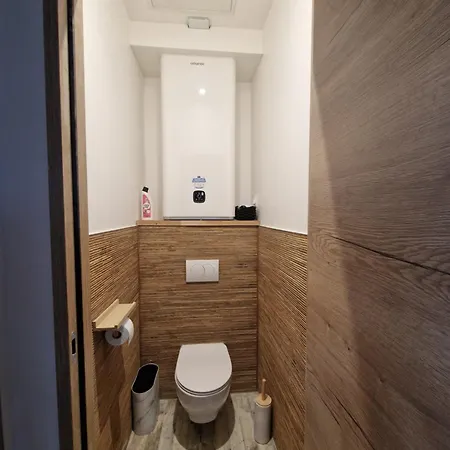 La Maison Blanche 74 Apartment *