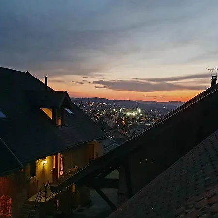 La Maison Blanche 74 *